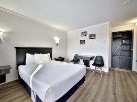 Motel Newstar Laval – hotel w mieście Laval