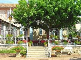 Logis La Table D'antan, hotel v destinaci Bon-Encontre