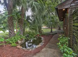 St Simons Island Banana House - 5 Min to Beach!