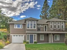 Gorgeous Wapato Point Lakehouse with Private Hot Tub