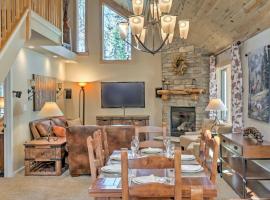 Luxury 4 BR Cabin 2 King Suites on Shuttle Route, hotell i Winter Park