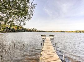 Winchester Condo on South Turtle Lake with Boat Slip!, hotel din Winchester