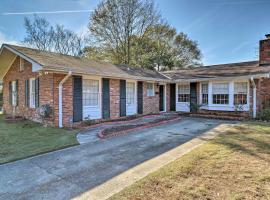 The Ranger House Columbus Home Fenced Backyard, hotel em Columbus