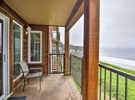 Beachfront Condo with Patio and Views - Walk to Shore!, hotel di Lincoln City