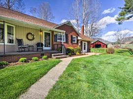 Scenic Canton Home with Sunroom - Near Asheville!, hotel in Canton