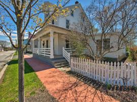 Lovely Harrisburg Home 20 Mins to Hershey Park!, villa à Harrisburg