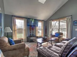 Mountain Home Cottage with Deck on White River!