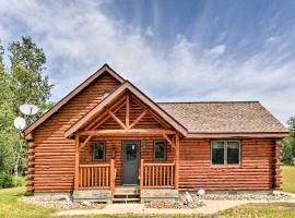 Rapid River Log Cabin with Loft on 160 Scenic Acres!, hotel in Gladstone