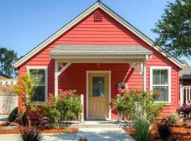 Serene Bungalow-Style Home in Point Reyes Station!