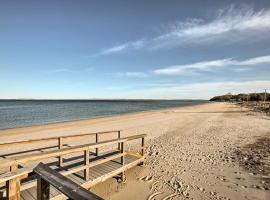 Home in Long Island Wine Country - Walk to Beach!, hotel in Cutchogue
