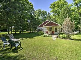 Ephraim Vacation Rental - 3 Mi to Fish Creek Beach, wellness hotel v destinaci Ephraim