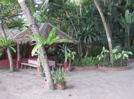 Felipa Beach and Guesthouse - Gumamela, villa in Dumaguete
