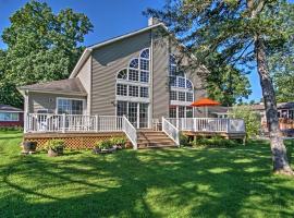 Waterfront Vandalia House with Dock on Donnell Lake!，Cassopolis的飯店