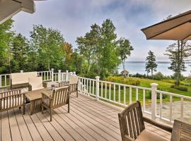 Enchanting Waterfront Sorrento Home with Deck!, hotel in Sorrento