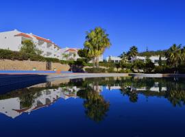 Hôtel Le Mont Vert, hotel v destinaci Segangane