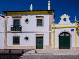 Faro Tradicional House - City center