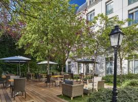 莫迪利亞尼別墅藍色假日酒店，巴黎的飯店