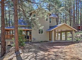 Flagstaff Family Retreat with Patio and Mountain Views, Hotel in Mountainaire