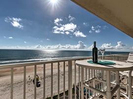 Daytona Beach Resort Condo 1 Mi to Ocean Center!, hotel with jacuzzis in Daytona Beach