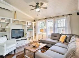 Chic Sarasota Cottage Near Beaches and Downtown!