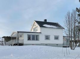 Holiday home Svensby III, villa in Svensby