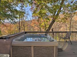 Spacious McGaheysville Home Hot Tub and Pool Table!、マッサヌッテンのヴィラ