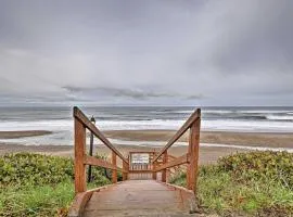 Lincoln City Condo Pool Access, Walk to Beach!