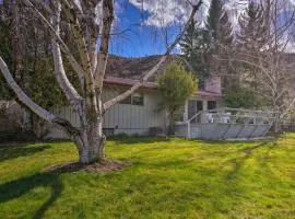Charming White Bird Home with Mtn and Salmon River View