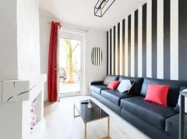 Daumier - New 2 Bdrs Flat near la Seine
