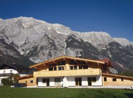 Alpenchalet im Leutaschtal，洛伊塔施的木屋