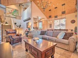 Mammoth Lakes Townhome - 10-Min Walk to Village!