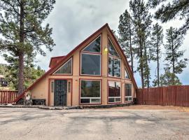 A-Frame Ruidoso Retreat with Deck, Grill and Views!, hotel in Ruidoso