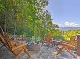 Beautiful Bryson City Home with Hot Tub and Mtn Views!, vacation rental in Bryson City
