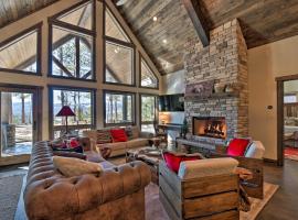 Custom Angel Fire Home: Views, Hot Tub & Fire Pit!, Hotel in Angel Fire