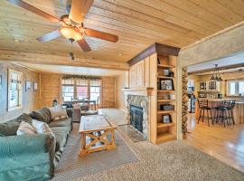 The Farmstead on 10 Acres with Mountain Views!, Hotel in Red Lodge