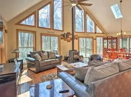 Cozy Retreat with Deck and Hot Tub, 20 mins to Kalahari