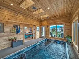 Ennis Lake Studio with Kayak, Pool and Fire Pit!