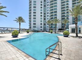 Luxurious Daytona Beach Condo with Resort Amenities!, hotel v mestu Holly Hill