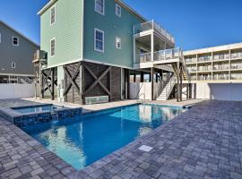 Spacious Murrells Inlet Hub with Pool, Walk to Shore, khách sạn ở Myrtle Beach