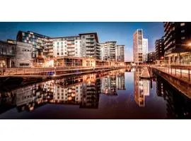 Modern Leeds City Apartment