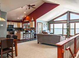 Spacious Edgerton Home with Private Beach and Views!, vacation rental in Edgerton