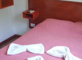 Hotel tres fronteras, hotel v destinaci Monte Caseros