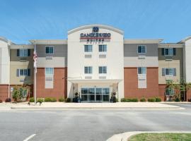 Candlewood Suites Auburn, an IHG Hotel、オーバーンのホテル