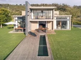 Stellar Guest Villa on Stunning Wine Farm
