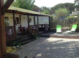 Mobilhome sur camping le kontiki **** ramatuelle, tapak perkhemahan di Saint-Tropez