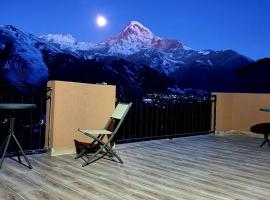 Nikolo Inn, hotel en Kazbegi