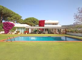 Villa Torre Blanca, una villa de ensueño, hotell i Sant Andreu de Llavaneres