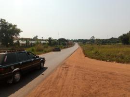 R AND B HOTEL, ξενοδοχείο σε Makeni