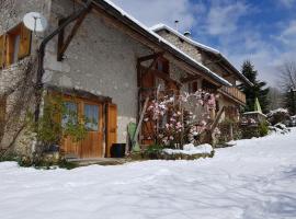 Gite "La 5ème Saison", Hotel mit Parkplatz in Attignat-Oncin