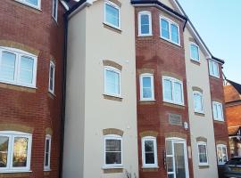 YBC Court, Aldershot, apartment in Aldershot